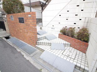 ジョリィメゾン甲子園の物件外観写真